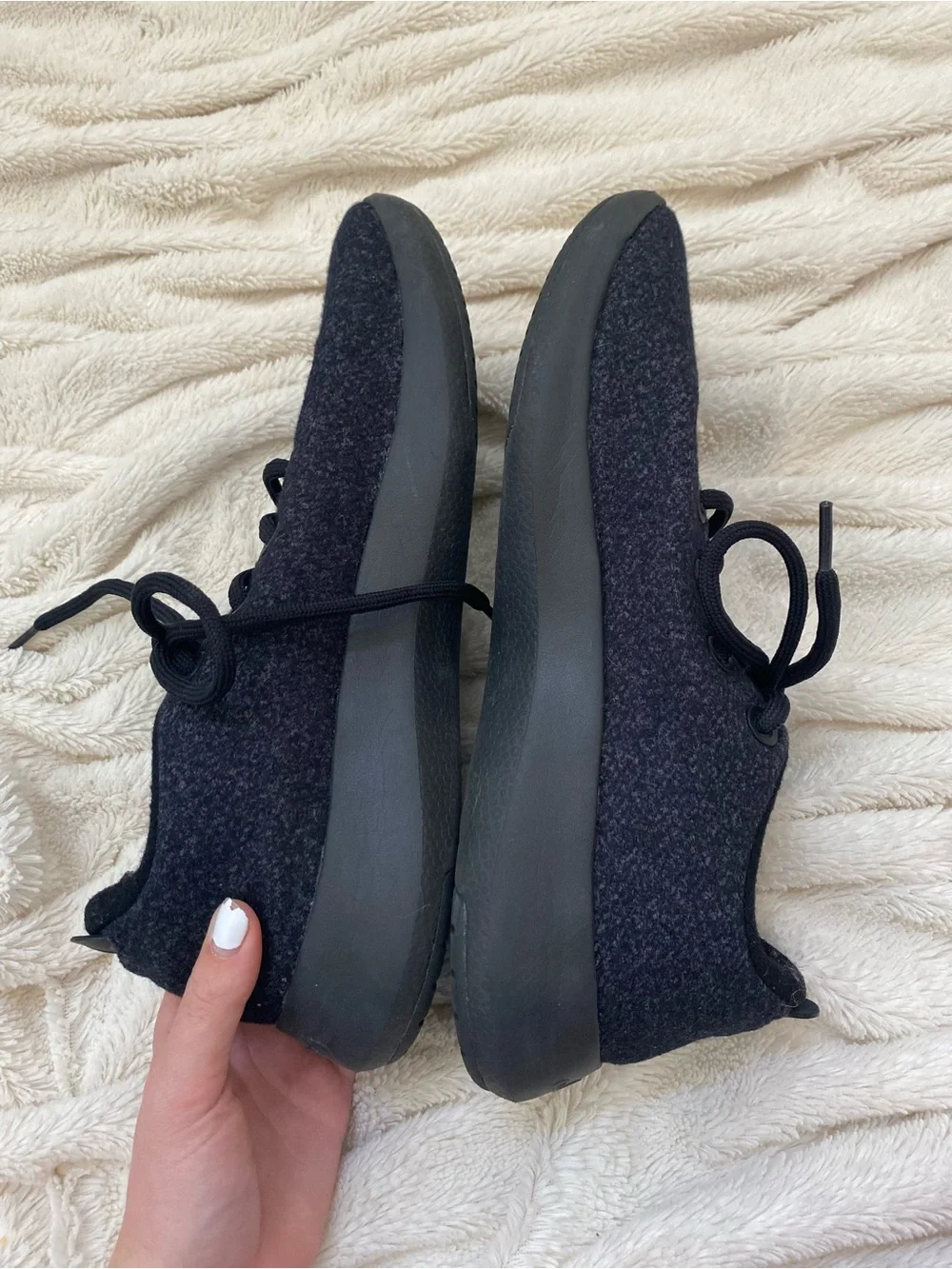 All Birds men’s black sneakers Sz 11 comfy athletic